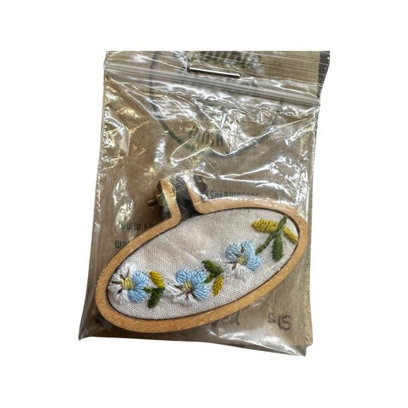 Medium Oval Handmade Embroidered Loom Pendants from Vintage Handkerchiefs - Picture 2 of 8